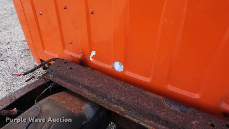 image for item DA1465 1999  Chevrolet 3500 pickup truck cab and chassis