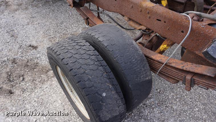 image for item DA1465 1999  Chevrolet 3500 pickup truck cab and chassis