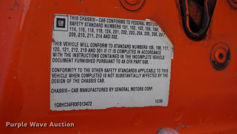 image for item DA1465 1999  Chevrolet 3500 pickup truck cab and chassis