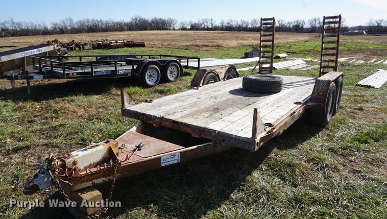 image for item DA1472 2001 Titan utility trailer