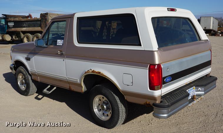 image for item DA1484 1996 Ford Bronco SUV