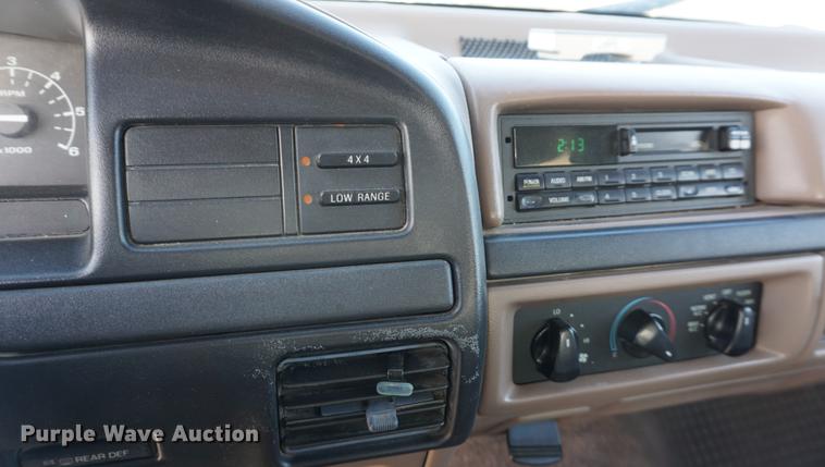 image for item DA1484 1996 Ford Bronco SUV