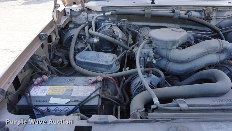 image for item DA1484 1996 Ford Bronco SUV