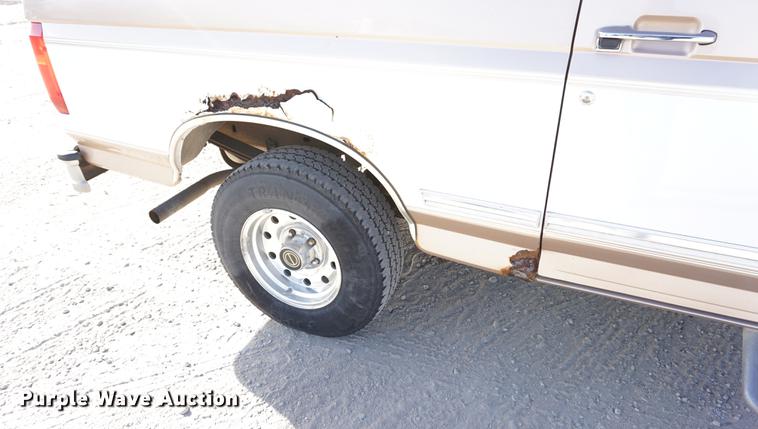 image for item DA1484 1996 Ford Bronco SUV