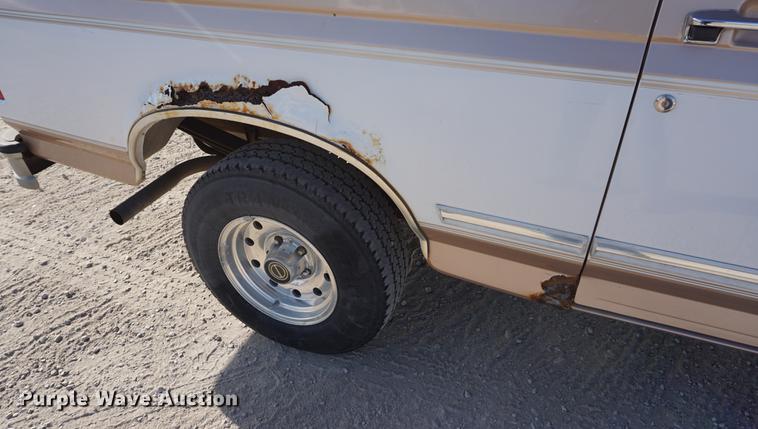 image for item DA1484 1996 Ford Bronco SUV