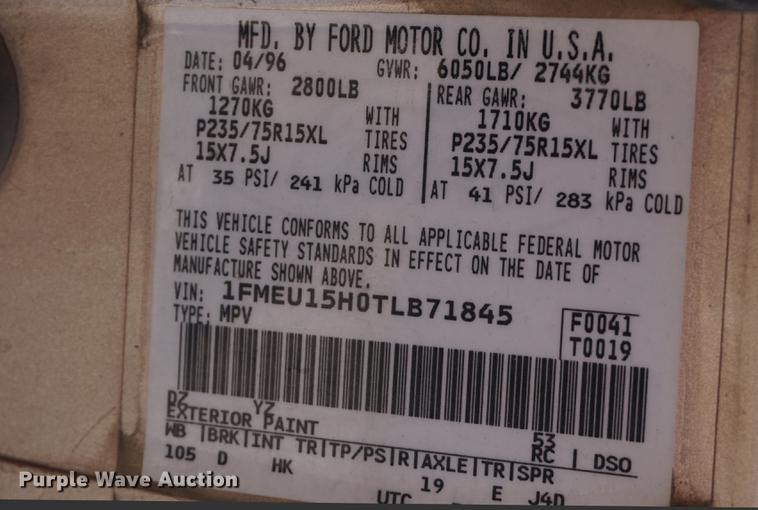 image for item DA1484 1996 Ford Bronco SUV