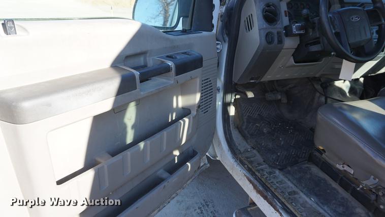 image for item DA1494 2008 Ford F250 Super Duty SuperCab pickup truck
