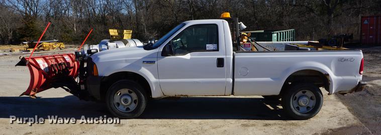 image for item DA1495 2006 Ford F250 Super Duty pickup truck