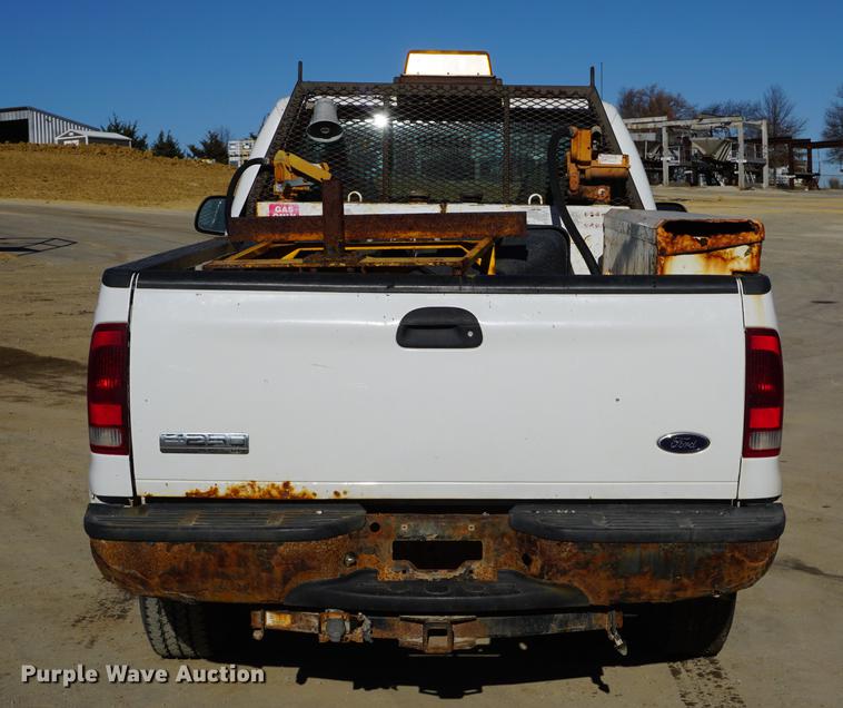 image for item DA1495 2006 Ford F250 Super Duty pickup truck