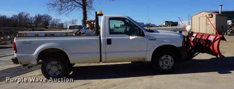 image for item DA1495 2006 Ford F250 Super Duty pickup truck