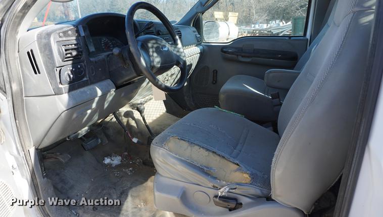 image for item DA1495 2006 Ford F250 Super Duty pickup truck