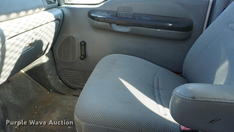 image for item DA1495 2006 Ford F250 Super Duty pickup truck