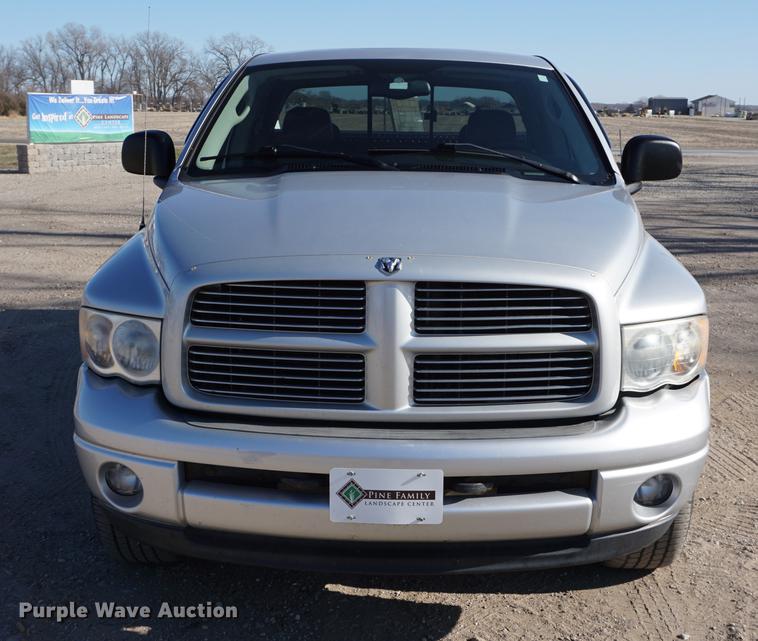 image for item DA1498 2004 Dodge Ram 1500 Laramie Quad Cab pickup truck