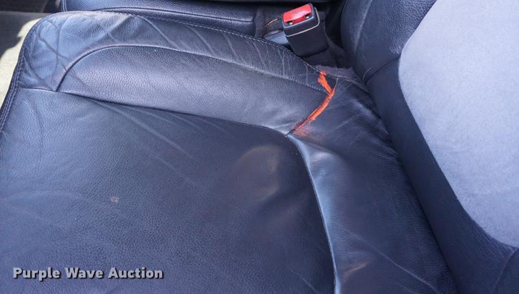 image for item DA1498 2004 Dodge Ram 1500 Laramie Quad Cab pickup truck