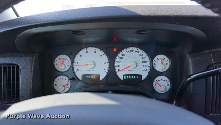 image for item DA1498 2004 Dodge Ram 1500 Laramie Quad Cab pickup truck