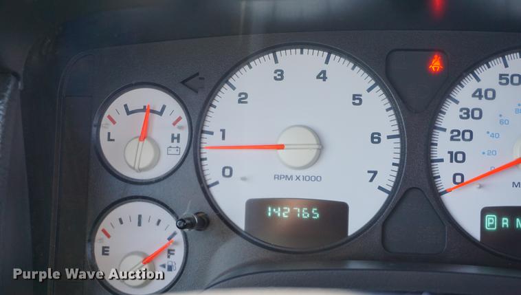 image for item DA1498 2004 Dodge Ram 1500 Laramie Quad Cab pickup truck