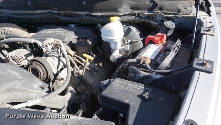 image for item DA1498 2004 Dodge Ram 1500 Laramie Quad Cab pickup truck