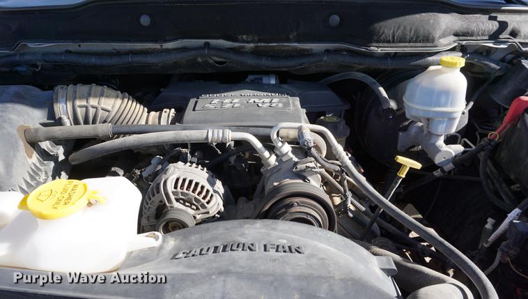 image for item DA1498 2004 Dodge Ram 1500 Laramie Quad Cab pickup truck