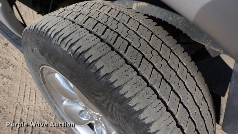 image for item DA1498 2004 Dodge Ram 1500 Laramie Quad Cab pickup truck