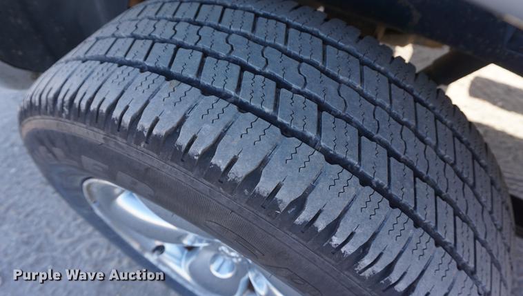 image for item DA1498 2004 Dodge Ram 1500 Laramie Quad Cab pickup truck