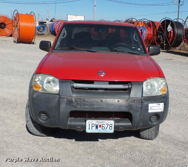 image for item DA2453 2003 Nissan Frontier Crew Cab pickup truck