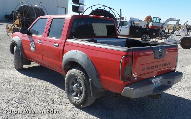image for item DA2453 2003 Nissan Frontier Crew Cab pickup truck