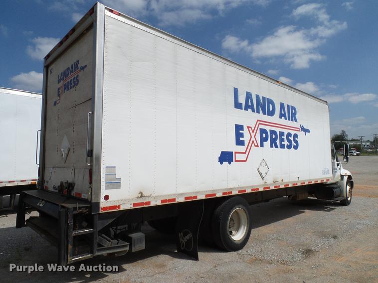 image for item DA6901 2005 International DuraStar 4300 box truck