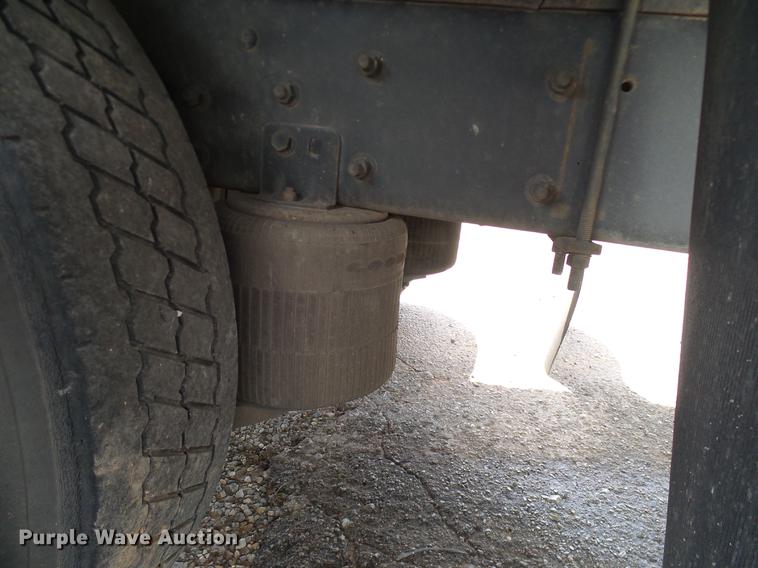 image for item DA6901 2005 International DuraStar 4300 box truck