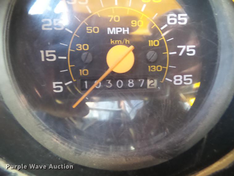 image for item DA7012 1989 Chevrolet 60 service truck with crane