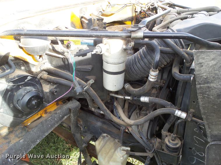 image for item DA7012 1989 Chevrolet 60 service truck with crane