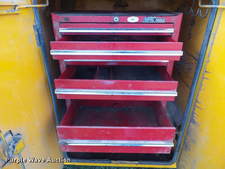 image for item DA7012 1989 Chevrolet 60 service truck with crane