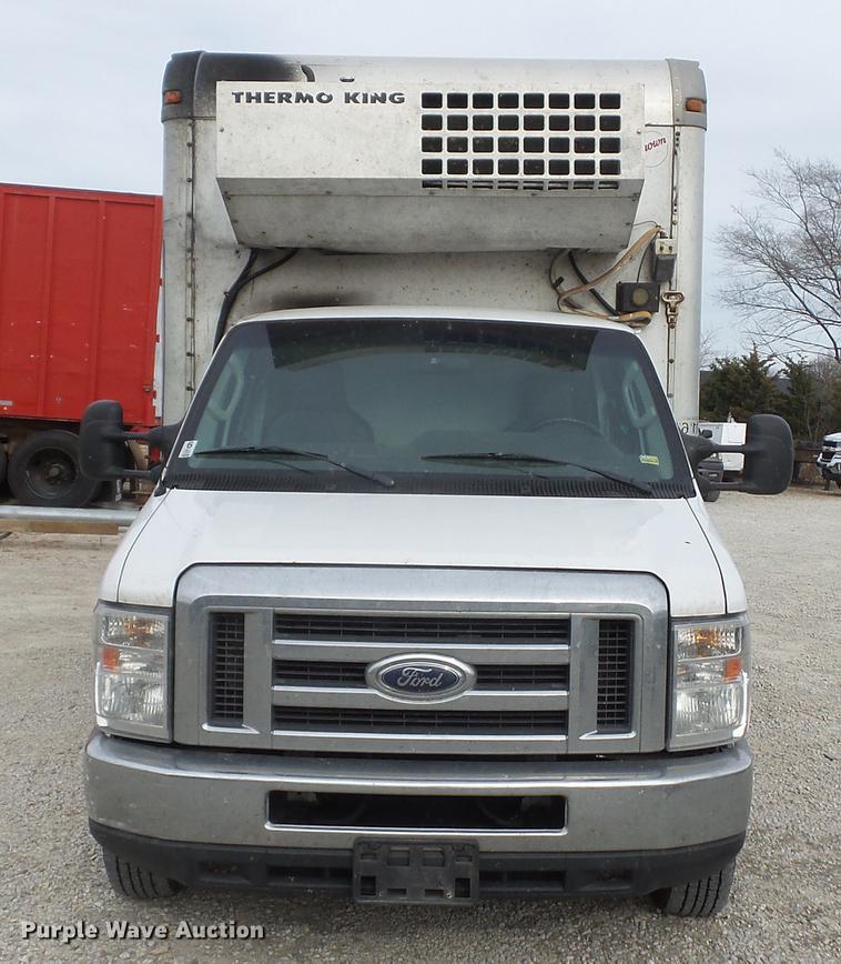 image for item DA8504 2011 Ford Econoline E450 box truck