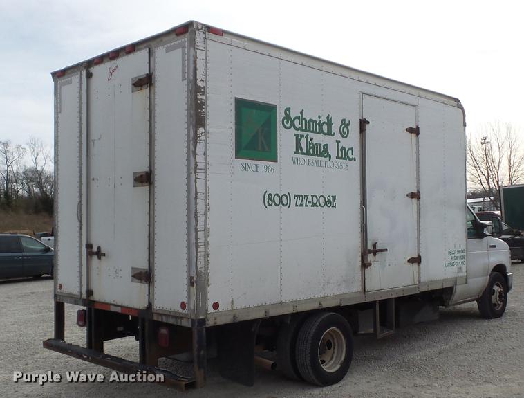 image for item DA8504 2011 Ford Econoline E450 box truck