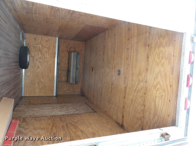 image for item DA8504 2011 Ford Econoline E450 box truck