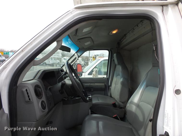 image for item DA8504 2011 Ford Econoline E450 box truck