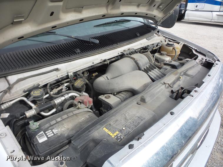 image for item DA8504 2011 Ford Econoline E450 box truck