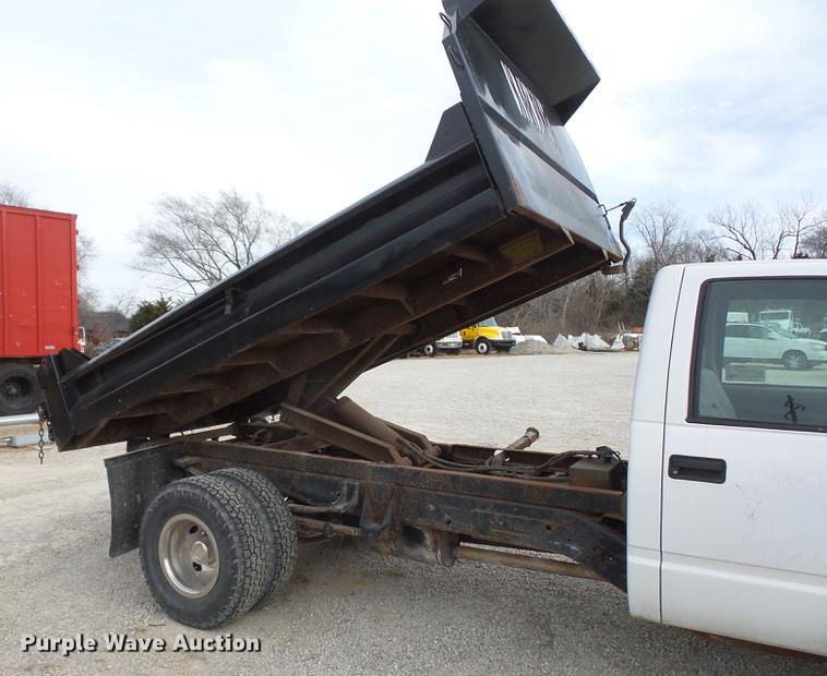 image for item DA8505 2000 Chevrolet 3500 dump bed pickup truck