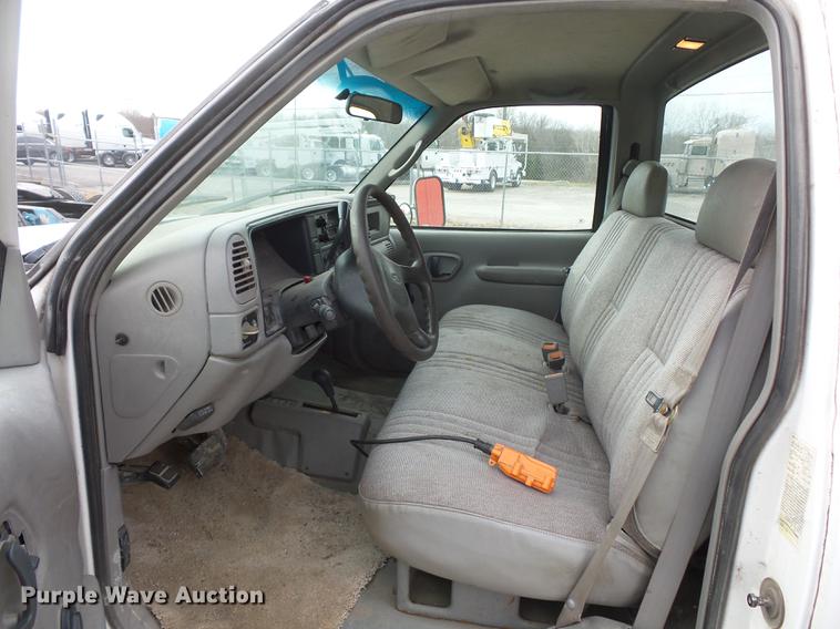 image for item DA8505 2000 Chevrolet 3500 dump bed pickup truck