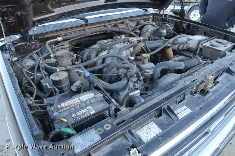 image for item DA8520 1989 Ford F250 XLT pickup truck