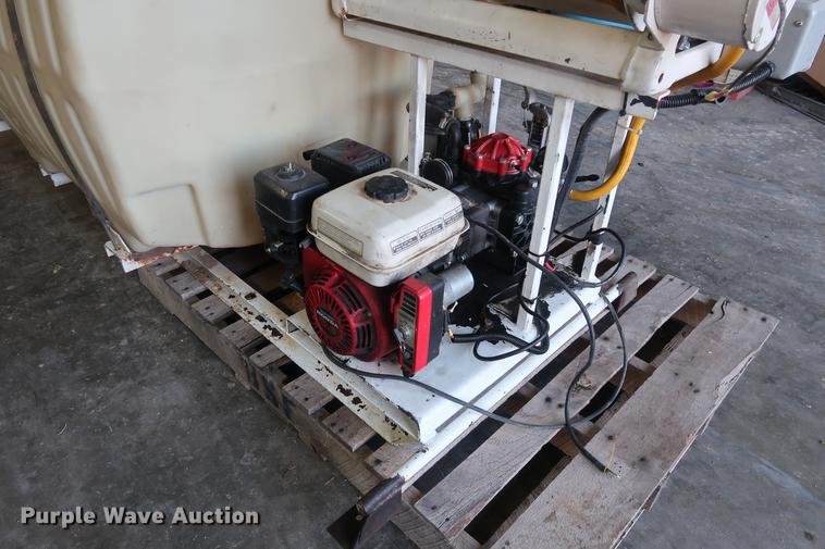 image for item DA8521 Water pump