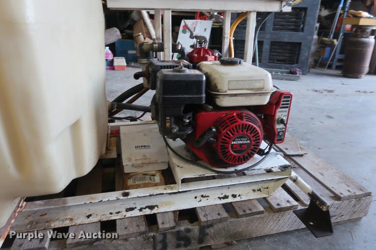 image for item DA8521 Water pump