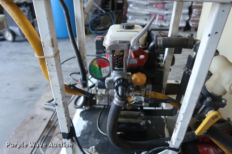 image for item DA8521 Water pump