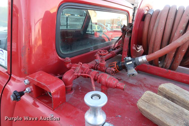 image for item DA8522 1970 International 1200 Scout fire truck