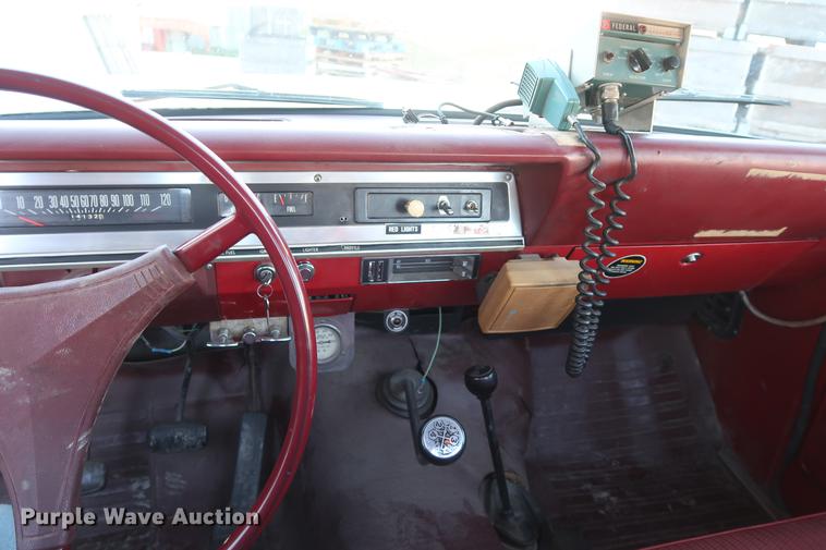 image for item DA8522 1970 International 1200 Scout fire truck