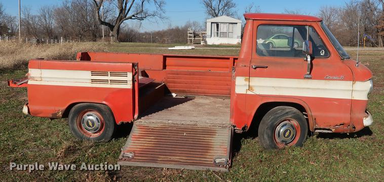 image for item DA8582 1962 Chevrolet Corvair 95