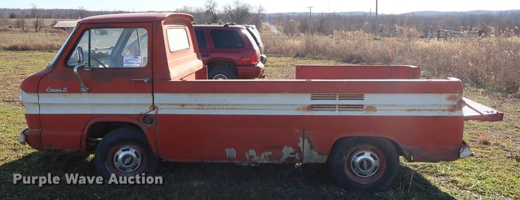 image for item DA8582 1962 Chevrolet Corvair 95