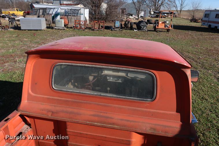 image for item DA8582 1962 Chevrolet Corvair 95