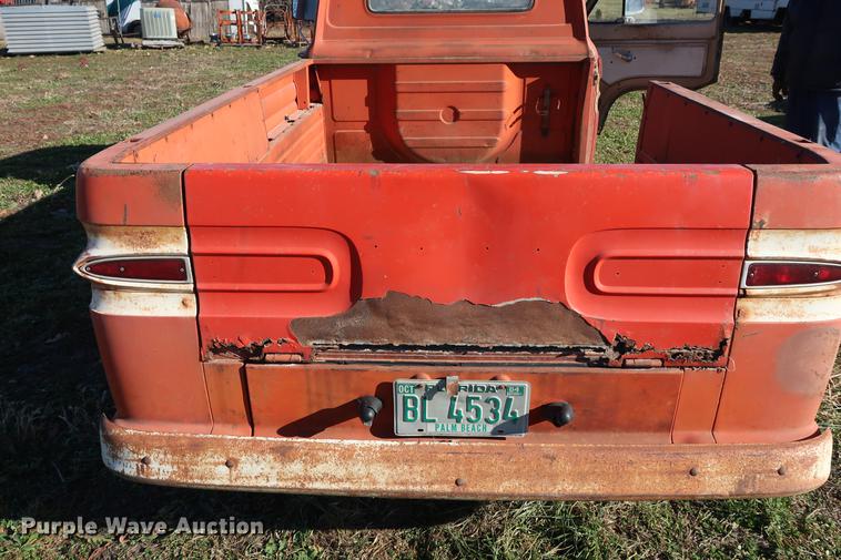 image for item DA8582 1962 Chevrolet Corvair 95