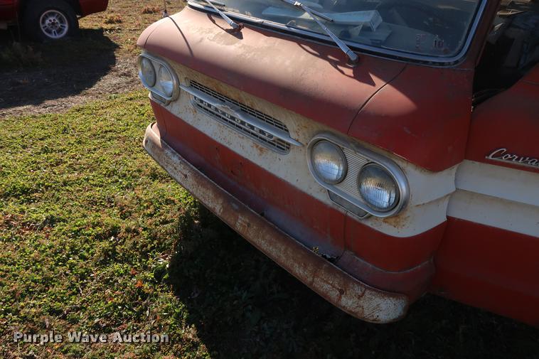 image for item DA8582 1962 Chevrolet Corvair 95