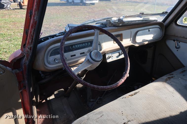 image for item DA8582 1962 Chevrolet Corvair 95